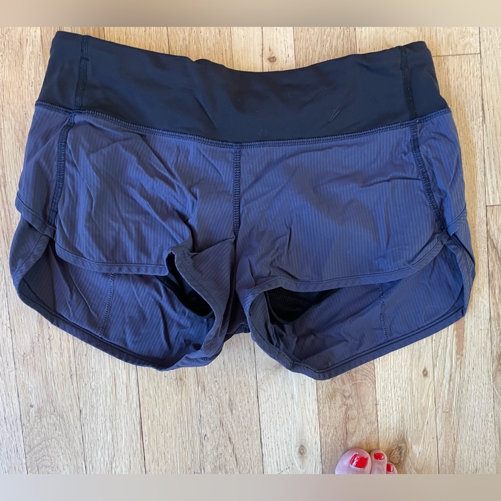 Lululemon short shorts. Size 4
